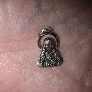 Sacred Heart Jesus Pendant Necklace Charm - Silver